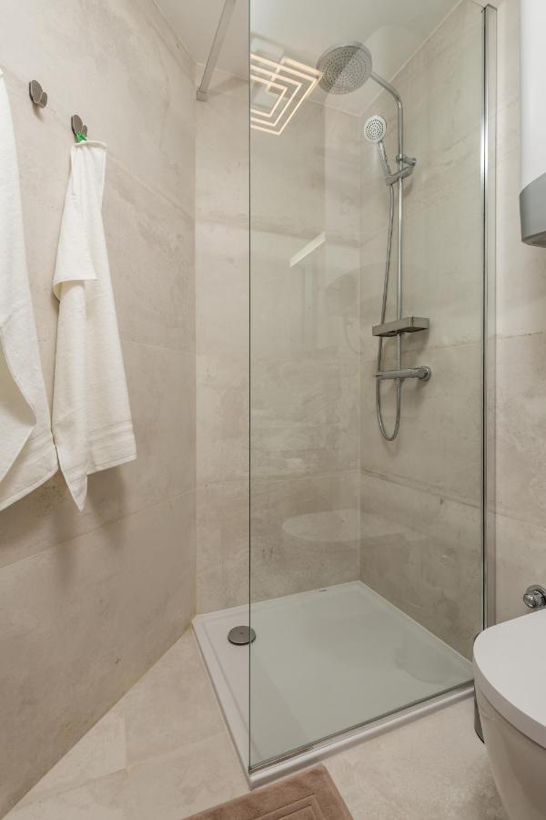 Luxury City Center Apartment -50M To The Sea Opatija Extérieur photo
